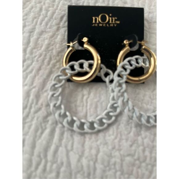NWT Gold and White Two Tier Hoop Eartings - Picture 2 of 3